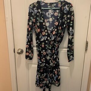 Ann Taylor wrap around floral dress Sz 8